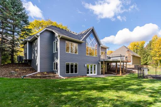 8521 Tigua Lane, Chanhassen, MN 55317