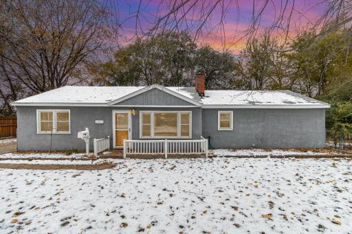 6915 Indiana Avenue N, Brooklyn Center, MN 55429