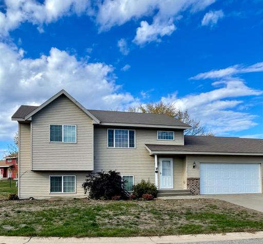 316 Jefferson Lane, Saint Joseph, MN 56374