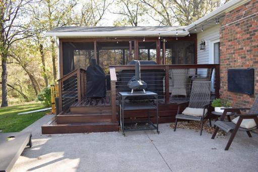 20988 Willchard Dr ScreenRmDeck.JPG