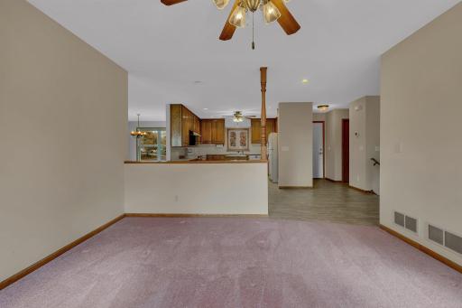 3156 130th Avenue NW, Coon Rapids, MN 55448