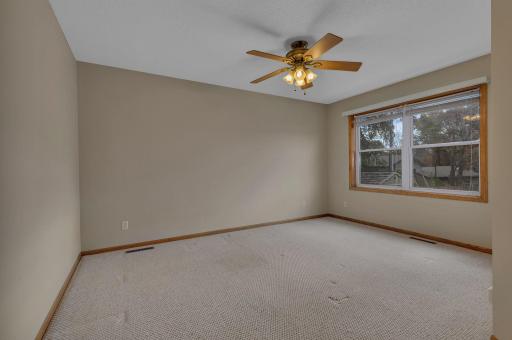 3156 130th Avenue NW, Coon Rapids, MN 55448
