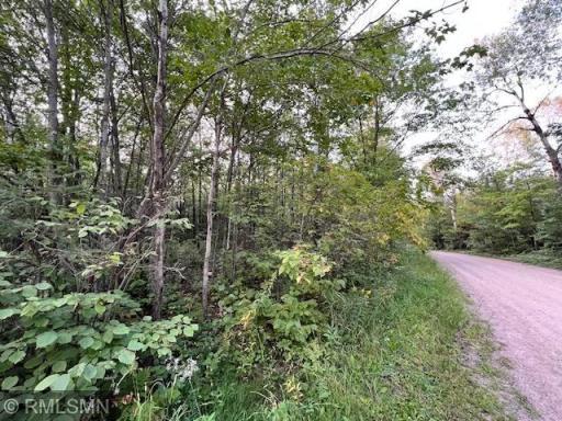 Nice, easy access from road