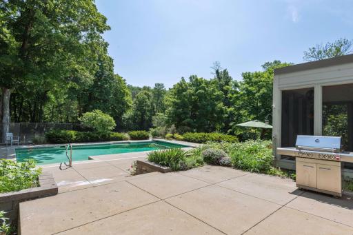 430 Peavey Lane, Wayzata, MN 55391