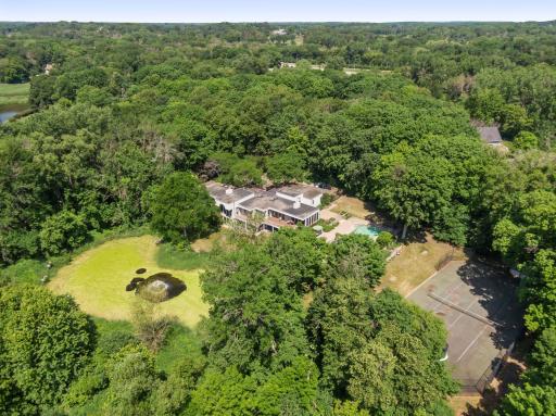 430 Peavey Lane, Wayzata, MN 55391