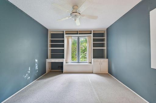 430 Peavey Lane, Wayzata, MN 55391