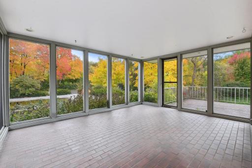 430 Peavey Lane, Wayzata, MN 55391