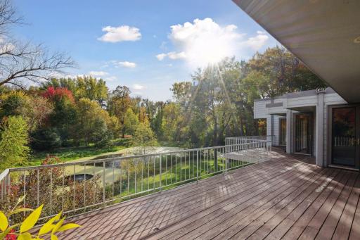 430 Peavey Lane, Wayzata, MN 55391