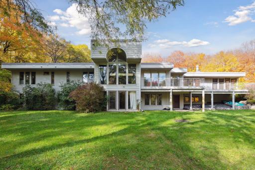 430 Peavey Lane, Wayzata, MN 55391