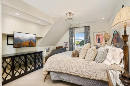 5200 France Avenue S, 34, Edina, MN 55410