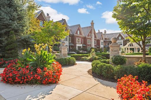 5200 France Avenue S, 34, Edina, MN 55410