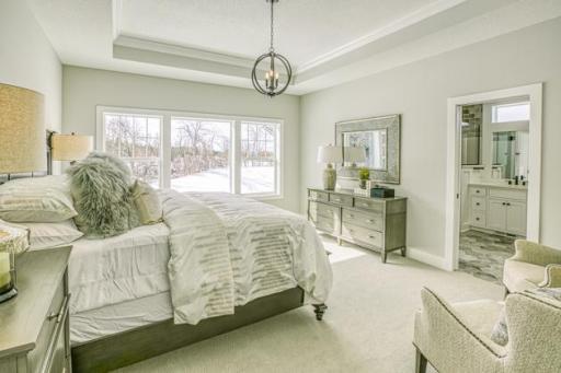 10401 56th Place N, Lake Elmo, MN 55042