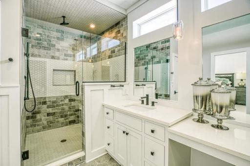 10401 56th Place N, Lake Elmo, MN 55042