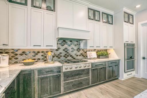 10401 56th Place N, Lake Elmo, MN 55042