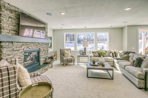 10401 56th Place N, Lake Elmo, MN 55042