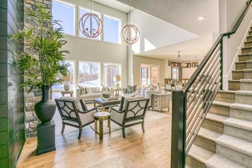 10401 56th Place N, Lake Elmo, MN 55042