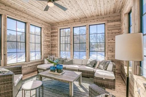 10401 56th Place N, Lake Elmo, MN 55042