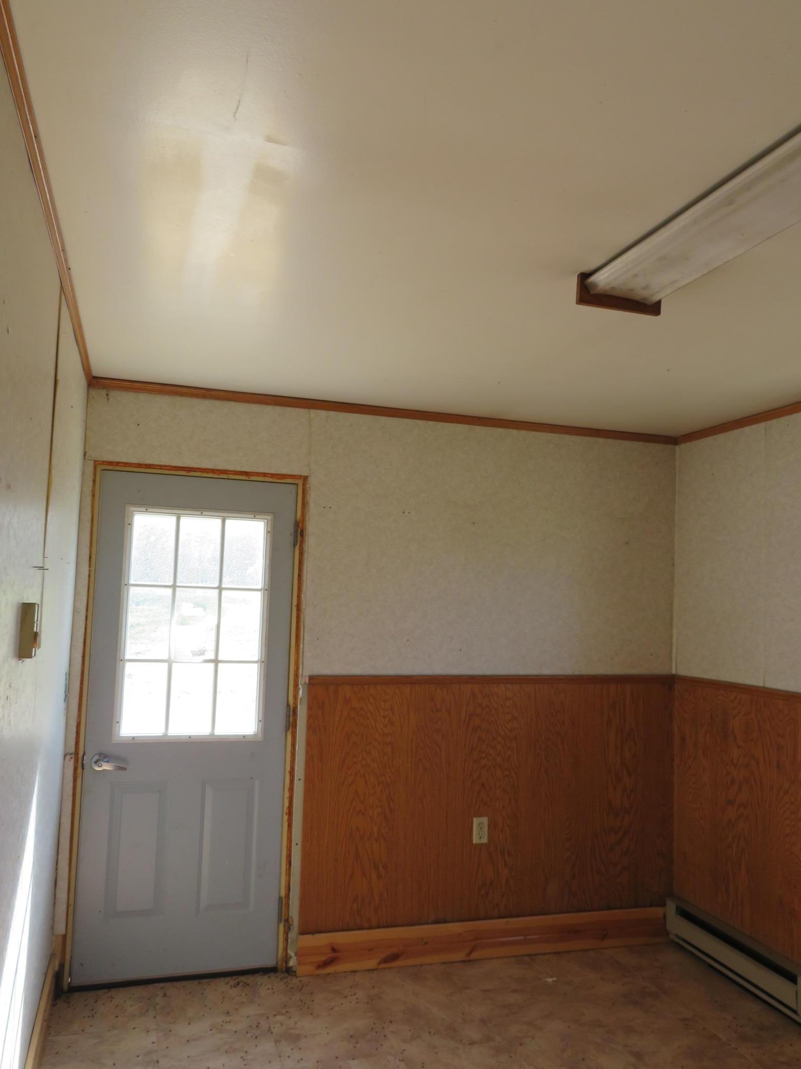 Shop Office2.JPG