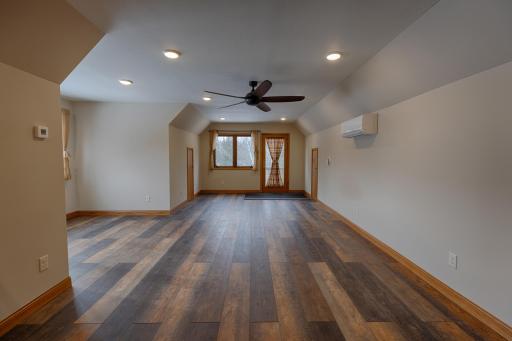 2333 Paradise Point Road, Cook, MN 55723