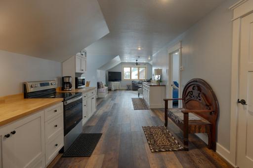 2333 Paradise Point Road, Cook, MN 55723