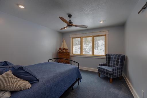 2333 Paradise Point Road, Cook, MN 55723