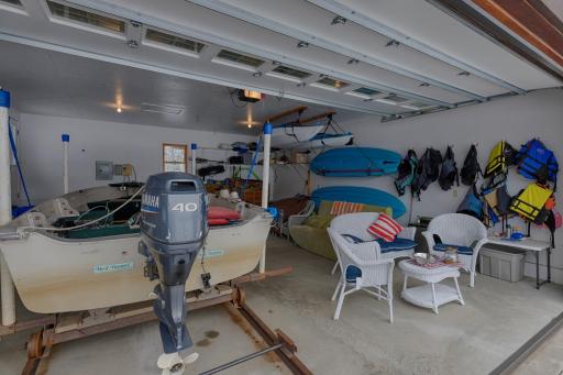 2333 Paradise Point Road, Cook, MN 55723
