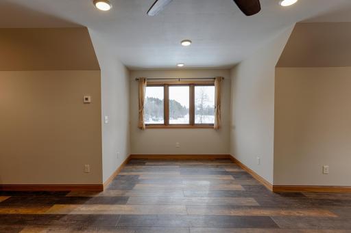 2333 Paradise Point Road, Cook, MN 55723