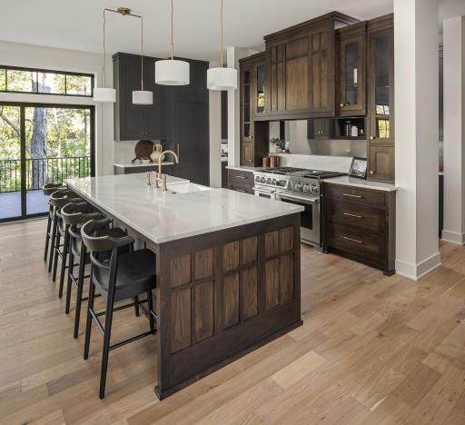 2326 Oakland Road, Minnetonka, MN 55305