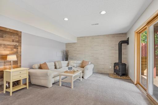 Family Room and an extra fireplace!