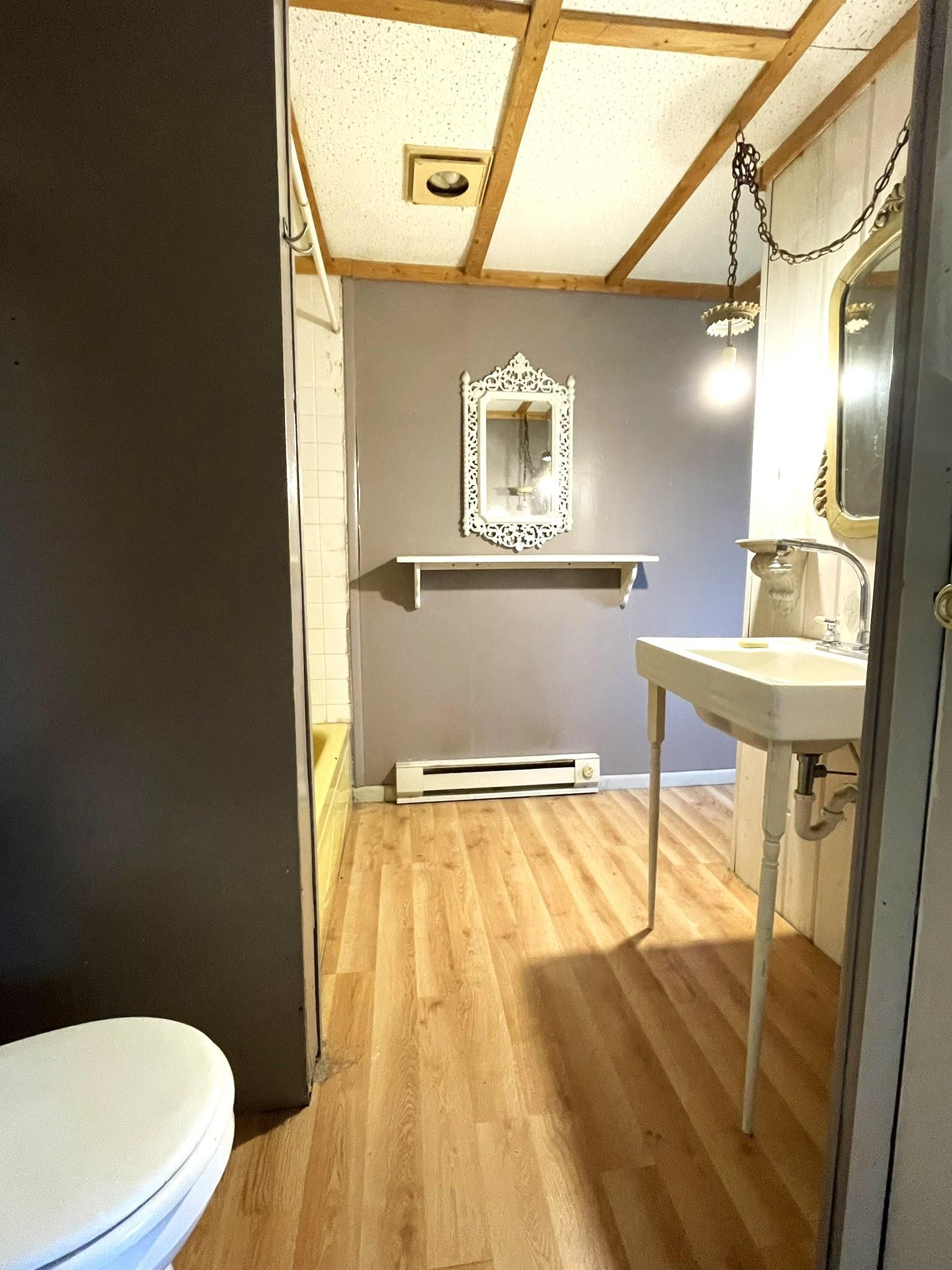 Full bathroom