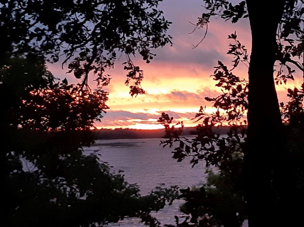 20-Sunset views from deck (2).jpg