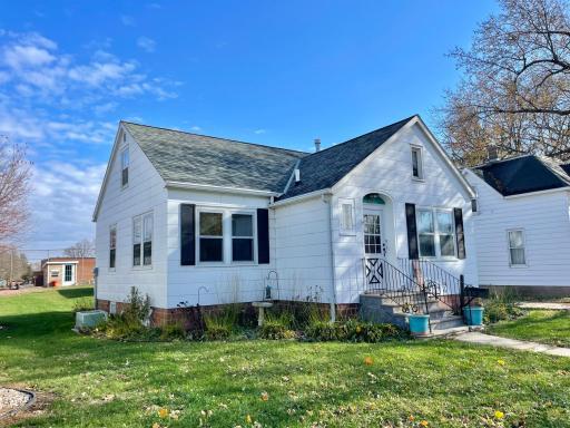 Photo for 217 N Spring Avenue, Springfield, MN 56087 - Listing #6454286 217 N Spring Avenue, Springfield, MN 56087