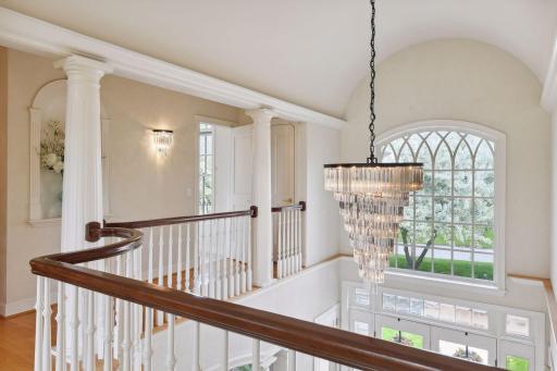 15 Circle W, Edina, MN 55436