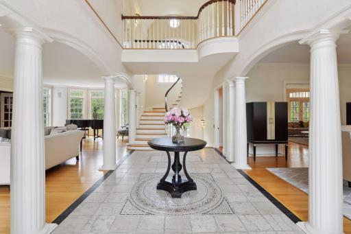 15 Circle W, Edina, MN 55436