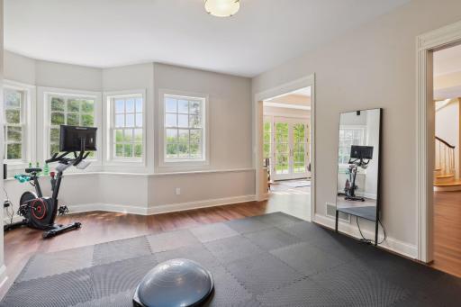 15 Circle W, Edina, MN 55436