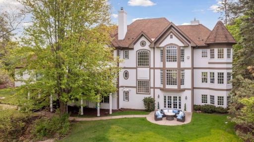 15 Circle W, Edina, MN 55436