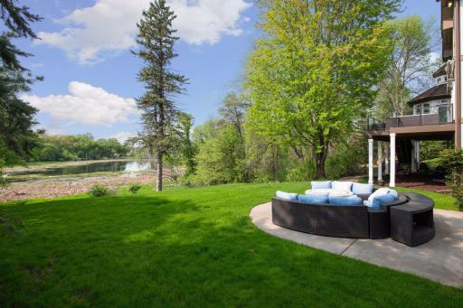 15 Circle W, Edina, MN 55436