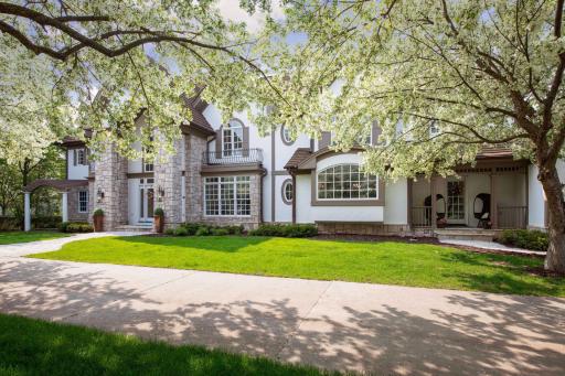 15 Circle W, Edina, MN 55436