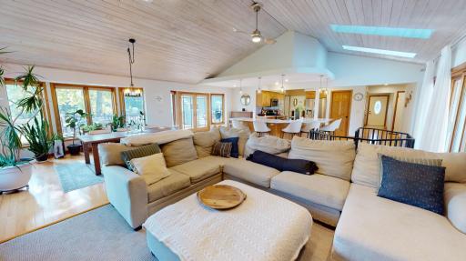 2510 Mayfair Avenue, White Bear Lake, MN 55110