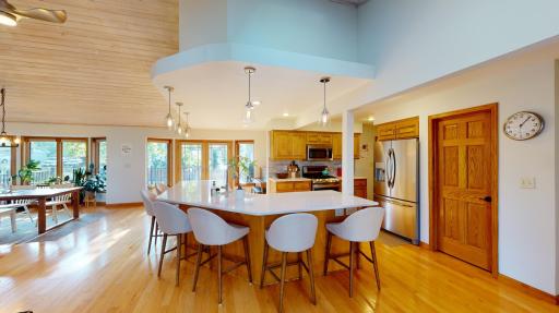2510 Mayfair Avenue, White Bear Lake, MN 55110