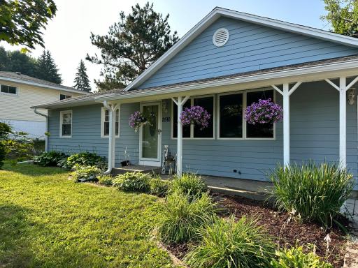 2510 Mayfair Avenue, White Bear Lake, MN 55110