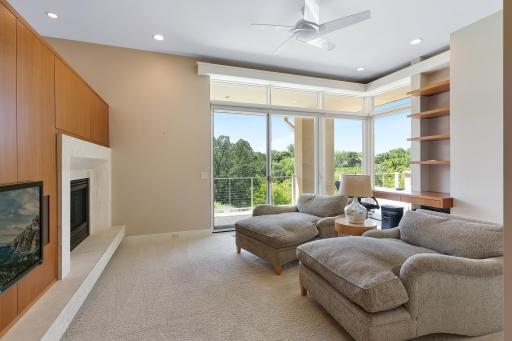 808 Great Oaks Trail, Eagan, MN 55123