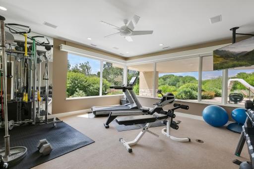 808 Great Oaks Trail, Eagan, MN 55123