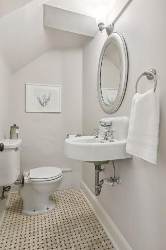 2309 Newton Avenue S, Minneapolis, MN 55405