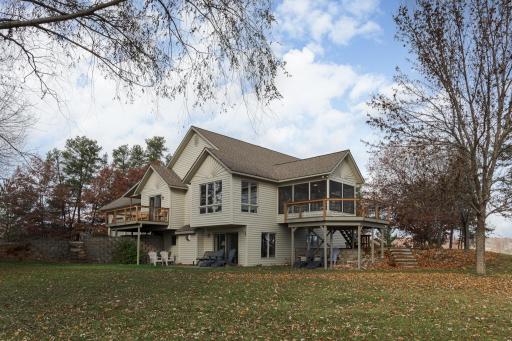 10059 Cove Pointe Road, Brainerd, MN 56401