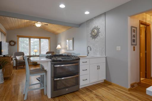 10059 Cove Pointe Road, Brainerd, MN 56401