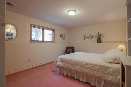 10059 Cove Pointe Road, Brainerd, MN 56401