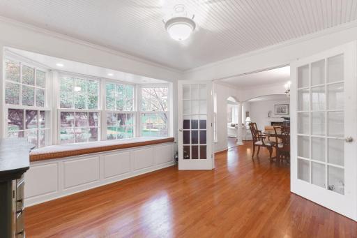 4921 Sunnyslope Road W, Edina, MN 55424