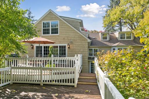 4921 Sunnyslope Road W, Edina, MN 55424
