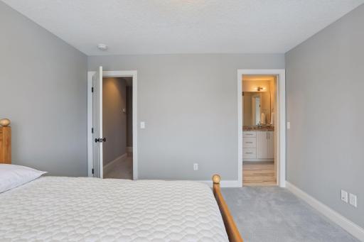 5665 Zanzibar Lane N, Plymouth, MN 55446